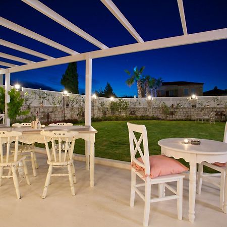 Hane Alacati Boutique Hotel Exterior photo